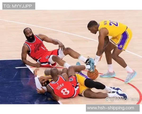 快船与湖人激战26号NBA焦点之战谁能笑到最后